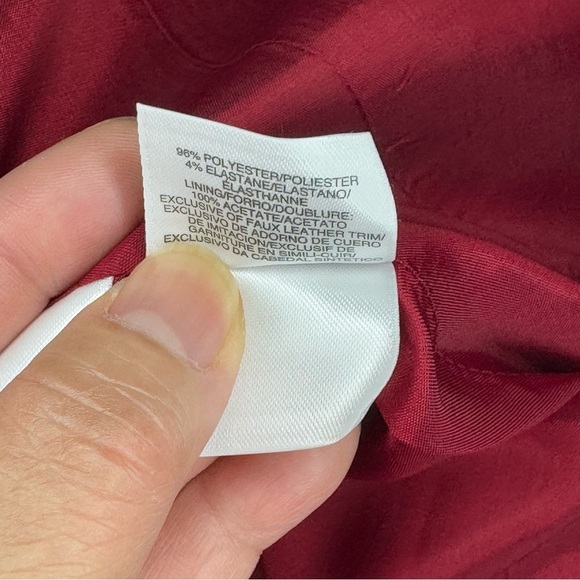 Anne Klein Red Blazer Notched Lapels Fitted Silhouette contrasting waist band 12 - Picture 16 of 16